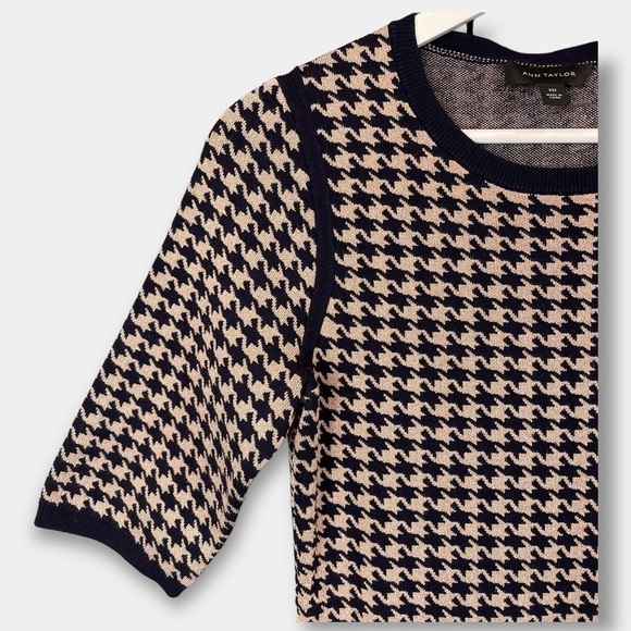 Ann Taylor Houndstooth Sweater Dress Size XS Tall - Picture 3 of 6